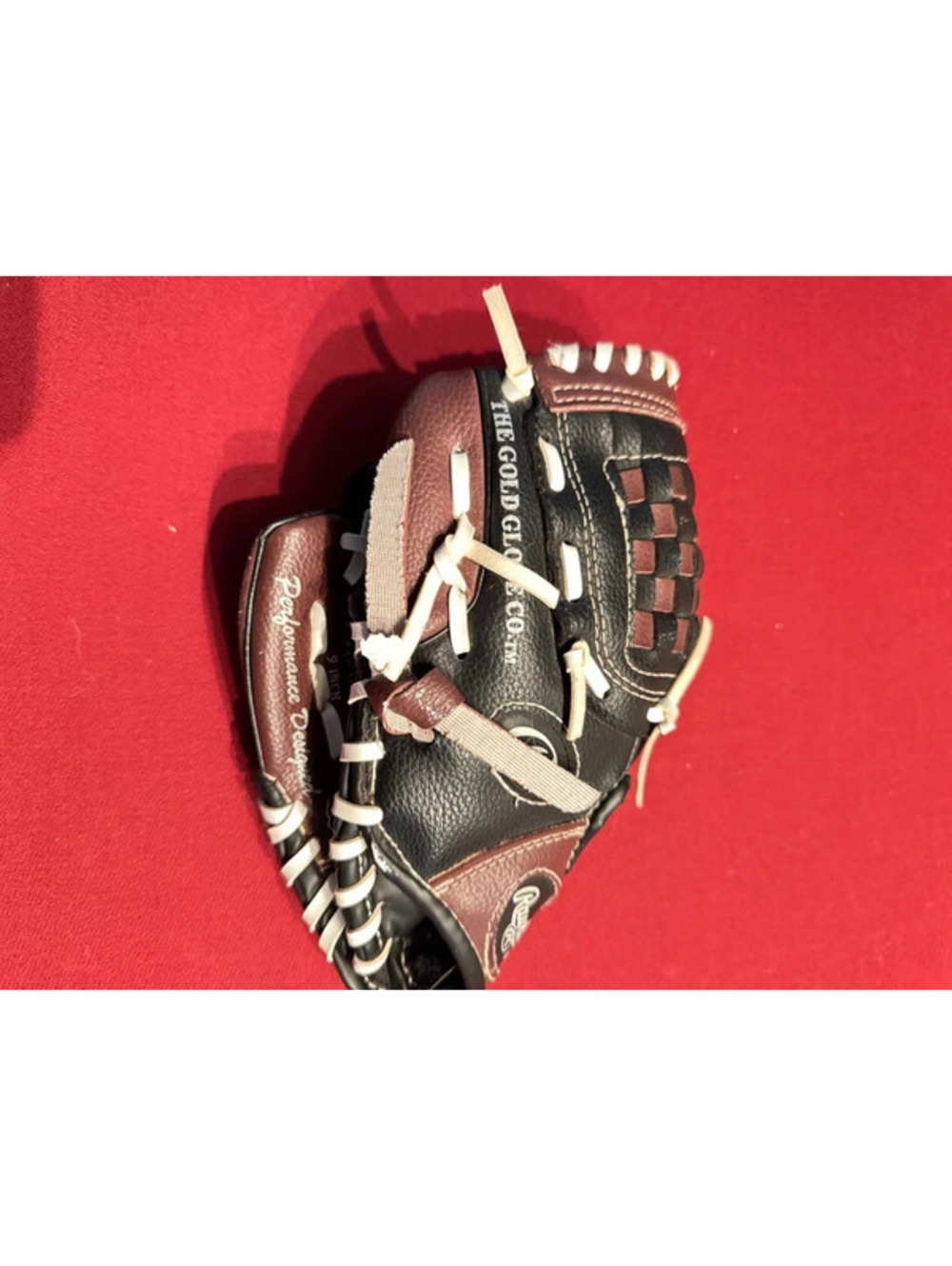 Right handed Rawlings Youth glove